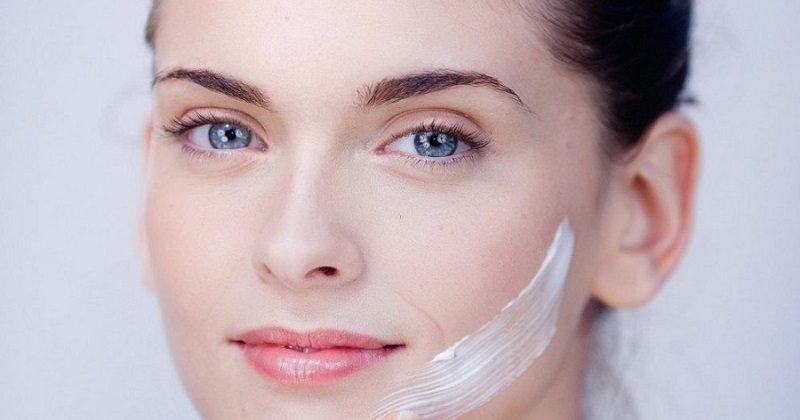 Hướng dẫn các bước dưỡng chăm sóc da ban đêm đúng cách